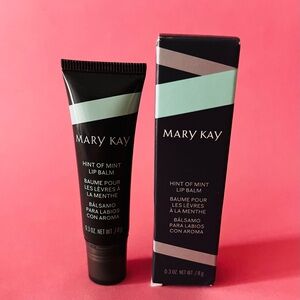 Mary Kay Hint of Mint Lip Balm - Black & Mint Green